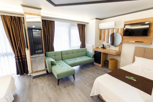 Hotel Milano in ريزه