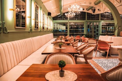 مطعم, Hotel Diwa in تيتوفو