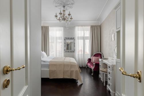 Old Town Luxe | Boutique 2BR apartment, Riga (fotografie 8)
