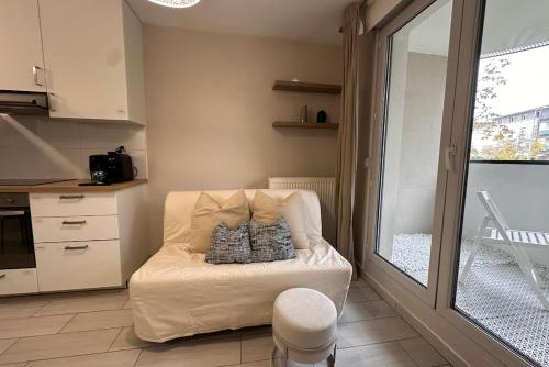 KAALA STAYS Comfy apt Private parking 20min Disney in Λόνη