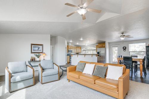 Secluded Boulder House - Next to National Forests! in Boldera (UT)