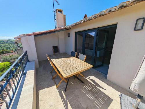 Балкон/тераса, Clair de Provence in Entrevennes