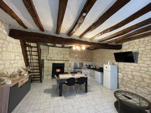 Nature getaway cozy, quiet house with garden in Thizay