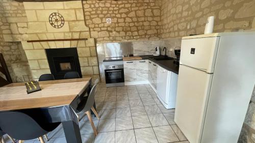 Nature getaway cozy, quiet house with garden in Thizay