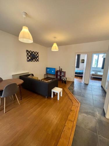 2 chambres sécurisées proches du métro - Location saisonnière - Villeurbanne
