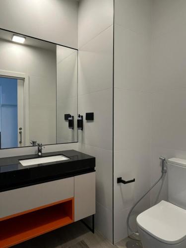 Leganés Urban Apartments by gaiarooms - image 6