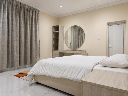 مزرعة قولدن دونز - golden dunes farm in Al Ain