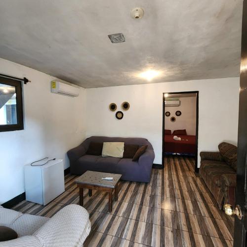 Dual Hostal El Paredon in El Paredon Buena Vista