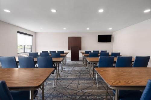 Holiday Inn Express Winston-Salem By IHG - 회의실/연회장