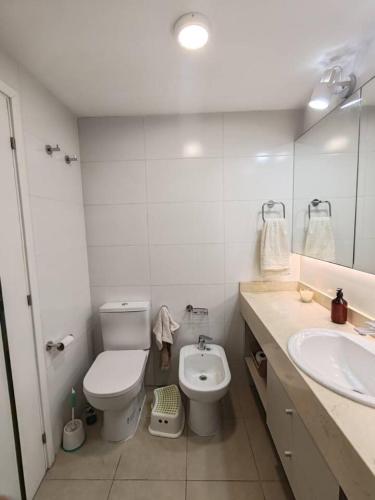 Moderno apartamentos a pasos de la Rambla de Malvin in Malvín