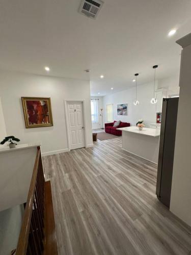 Beautiful Room Near New York in West New York
