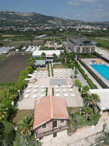 TRUVA LIFE OTEl in Mağaracık
