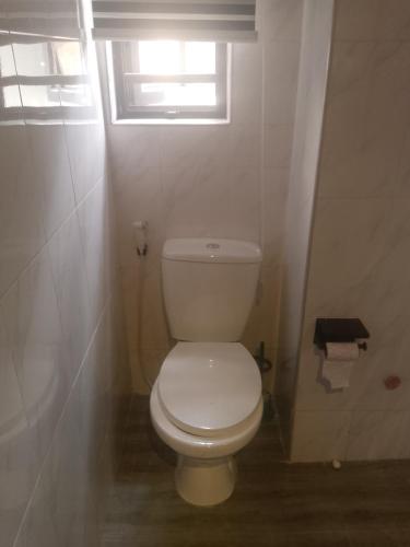 A beautiful studio apartment - image 5
