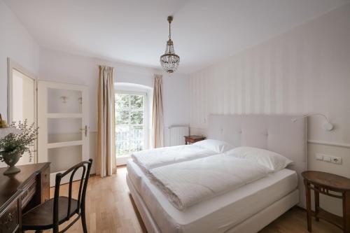 Villa Bux Guest Rooms
