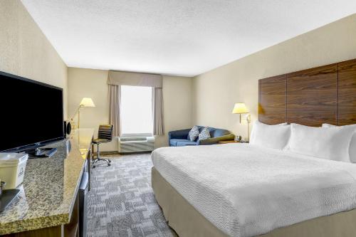 Prairie Crest Red Deer by IHG in Red Deer (AB)