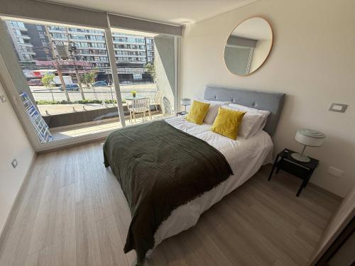 Las Condes Cozy Studio Steps from Park Hospital
