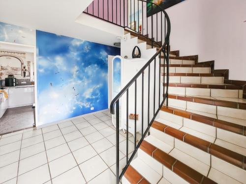 Maison Spacieuse et Confortable avec Grand Jardin in Tancrou