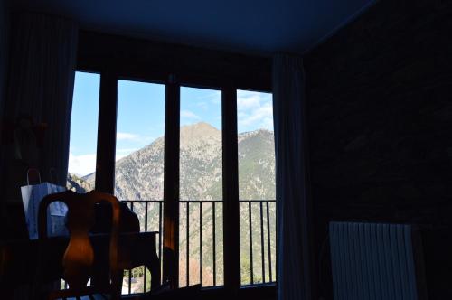 Suite with Mountain View