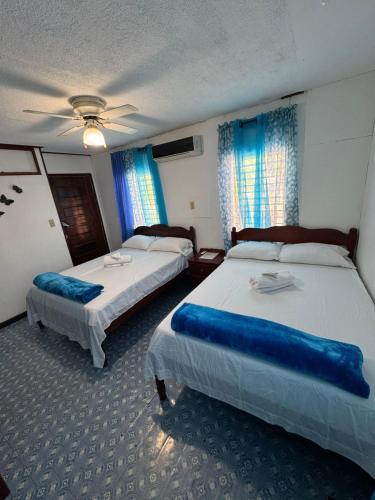 McKay's Hostel Bed & Bath in Kota Belize