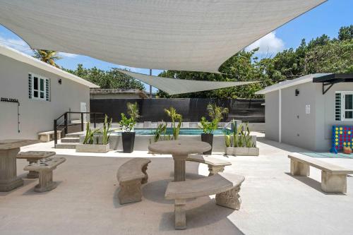 Balandras Beach Stay 3 Beach & Pool Access in Vega Alta