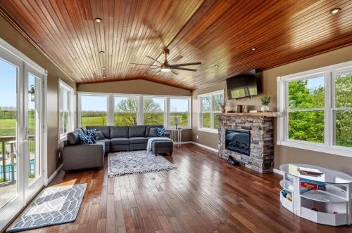 Northern Kentucky Gem w/ Yard & In-Ground Pool! in Cherry Grove