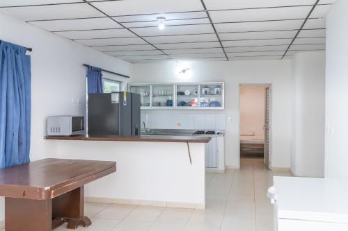 3 bedrooms, 12 beds
