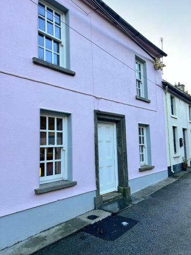 Forge Masters Cottage Luxury Cottage in Village in Inistioge