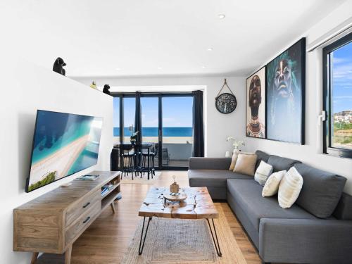 Modern Indigo Bay Studio 3 Min Walk To Beach in Indigo Bay