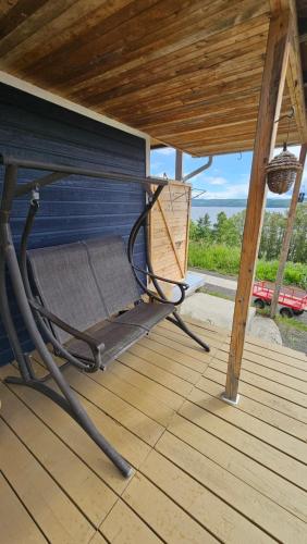 Kilátás, Suite 2 Flèche du fjord vue Saguenay Mont Valin (Suite 2 Fleche du fjord vue Saguenay Mont Valin) in Saint-Fulgence (QC)