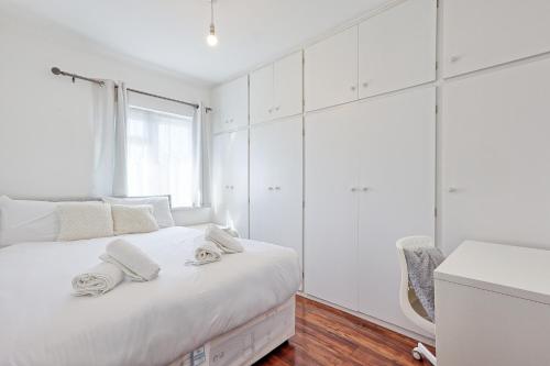 Bright & Spacious 2BR Retreat in Tilbury in Tilbury