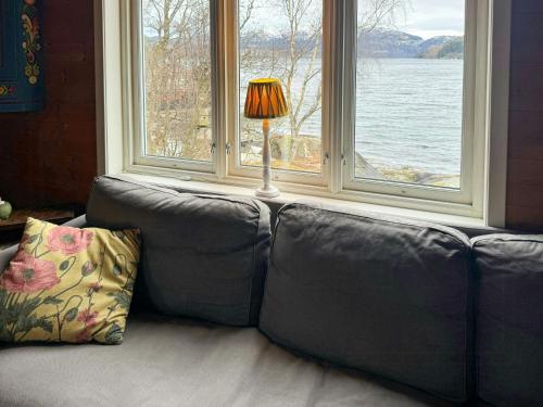 外部景觀, Family Cabin Close To The Water Near Mjøsvågen (Family Cabin Close To The Water Near Mjøsvagen) in 福特蘭斯沃格