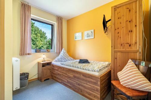 1 twin bed