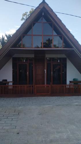 Surf Logde katiet short motorcycle only minute from our places Bintang wave,Lance wave,HTs wave,monkeyWave - Sipora Sel.