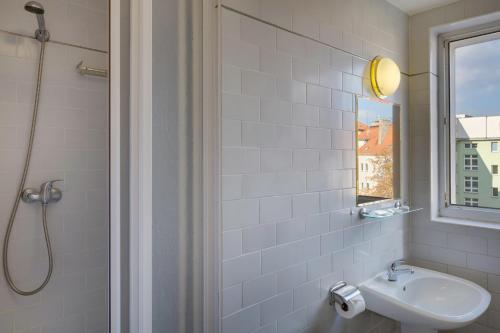 Hotel Otar - image 4