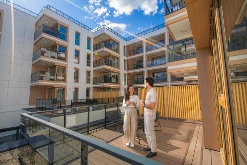 Azure Seaside Apartment - Luxury Apartment with Terrace, Balcony and Parking in Gdansk – khách sạn tại Brzezno