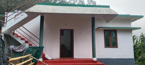 KGX HOME STAY Vattavada Oorkad – khách sạn tại Vattavada