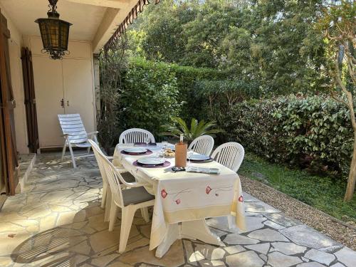 SR090-I262 Appt 3 pièces 7 personnes ST RAPHAEL