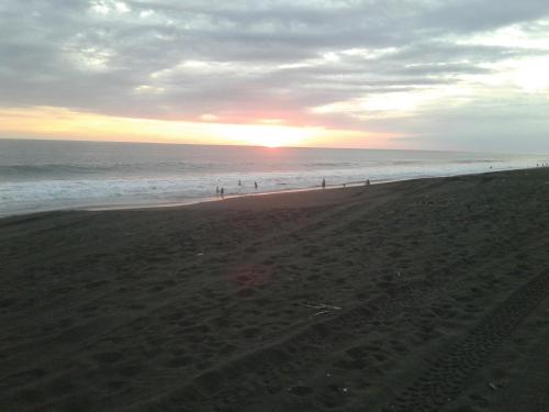 المرافق, Villa Tortugas in Monterrico