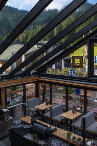 Étterem, Auenhütte (Auenhutte) in Hirschegg (Vorarlberg)