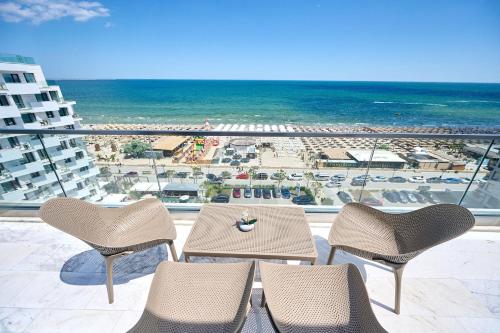 Alezzi Infinity Aparthotel & Spa Room Type - Panoramic Apartment with Sea View Alezzi Infinity Aparthotel & Spa Room Type - Panoramic Apartment with Sea View