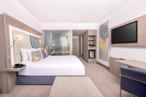 room detail thumbnail 1