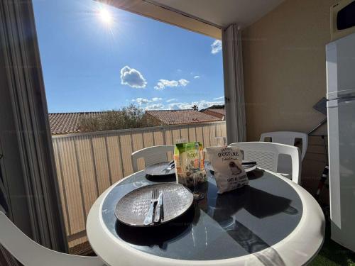 Appartement Cosy avec Piscine, Parking Grand Balcon