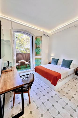 DON FABRiZZiO, Barcelona