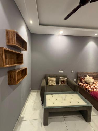 Stylish studio ! High -Rise view in noida in Indirapurama