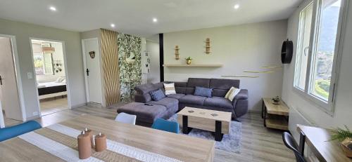 Lourdes Serenity, 8 couchages parking 8mm a pies du sanctuaire