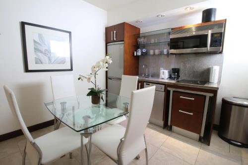 One-Bedroom King Suite Direct Ocean View and Balcony - Unit C201 image 2