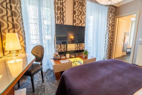 room detail thumbnail 0