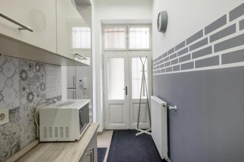 Timeless 3 Bedroom Home - image 3