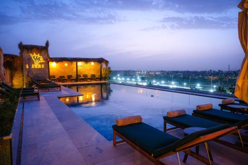 Longue vie Hotels - image 37