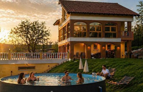 VILLA BEELVITA - PRIVATE POOL& JACUZZi